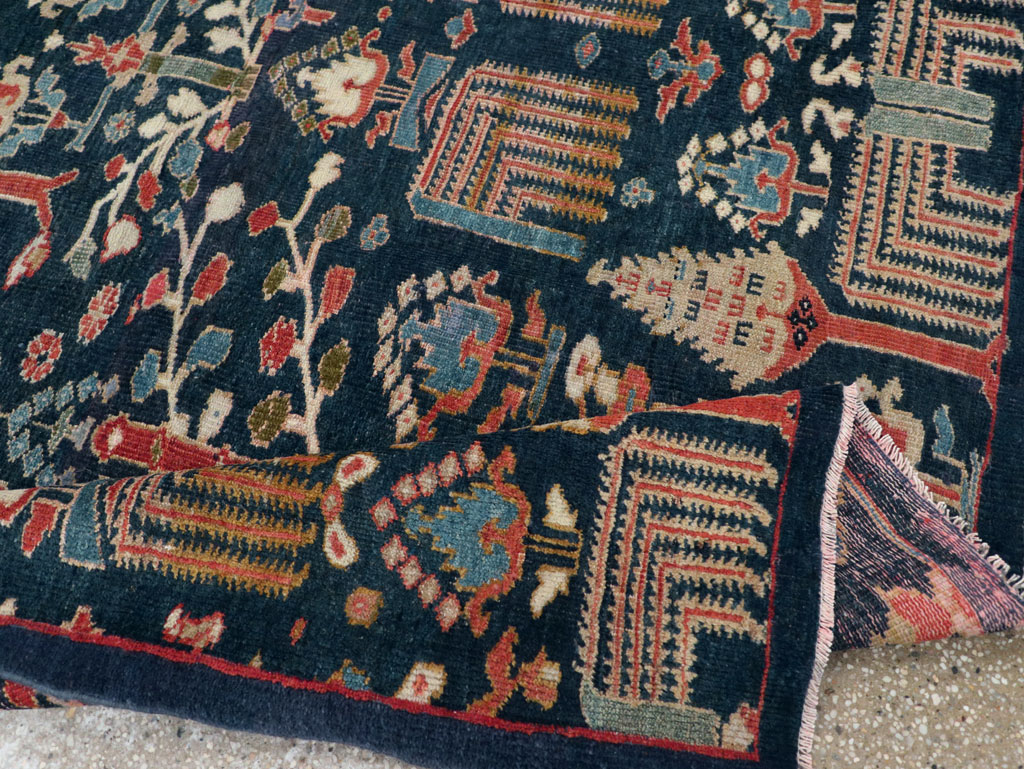 Antique Persian Sultanabad Rug, No.30879 - Staging