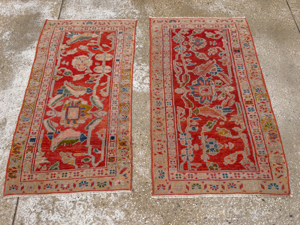 Antique Persian Sultanabad Throw Rug (Pair: 2 of 2), No.30880 - Staging