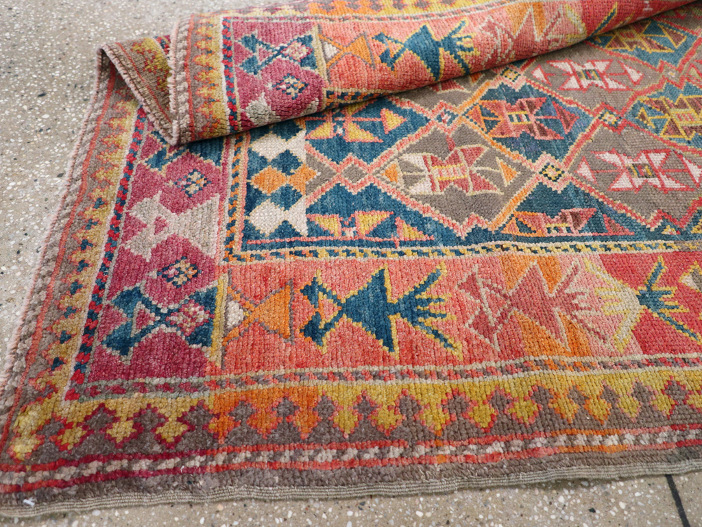 Antique Kazak Rug, No.30894 - Staging