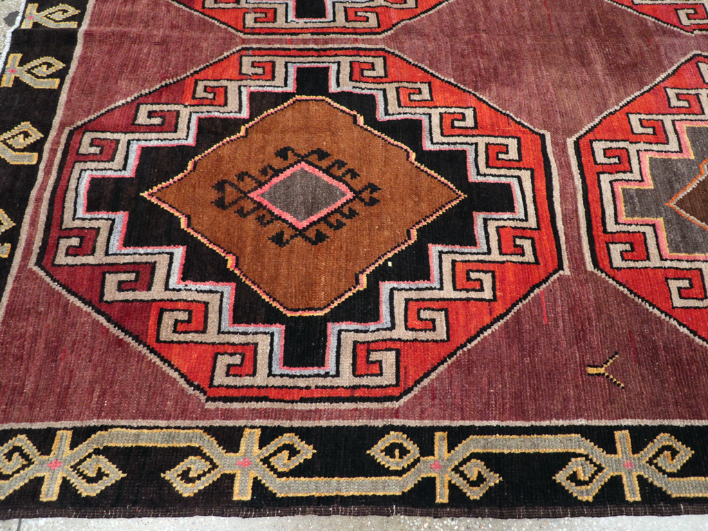 Vintage Turkish Anatolian Tribal Room Size Carpet, No.30907 - Staging