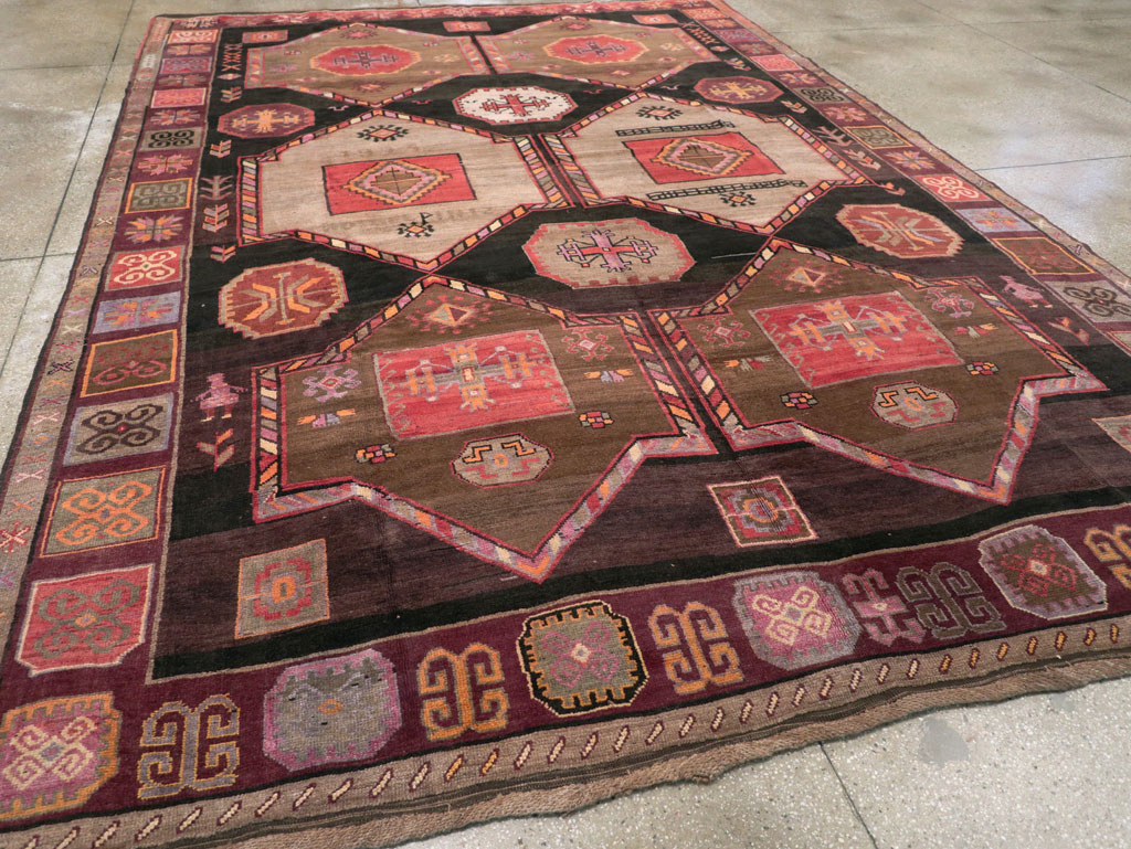 Vintage Turkish Anatolian Tribal Room Size Carpet, No.30914 - Staging