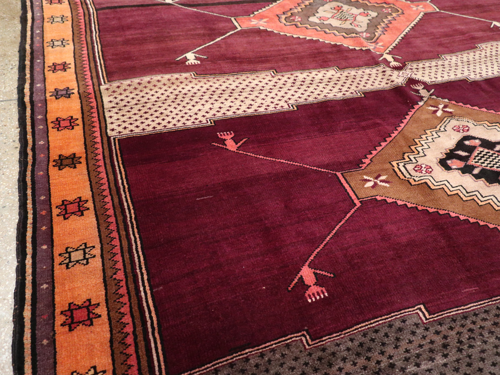 Vintage Turkish Anatolian Carpet, No.30917 - Staging