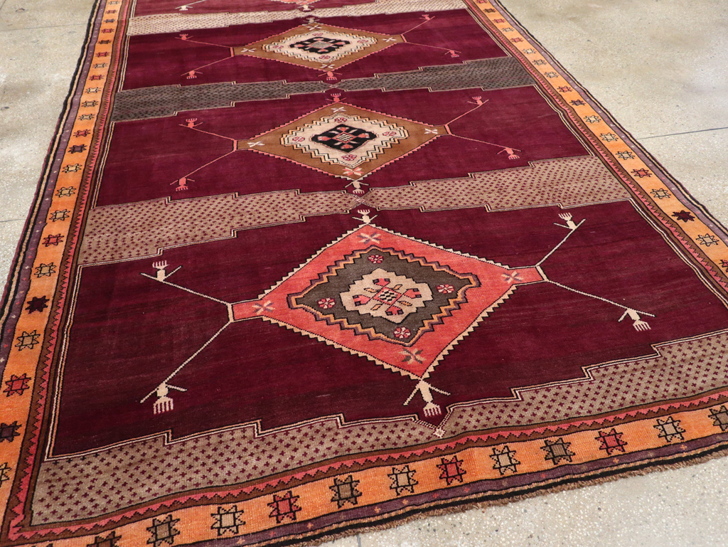 Vintage Turkish Anatolian Carpet, No.30917 - Staging