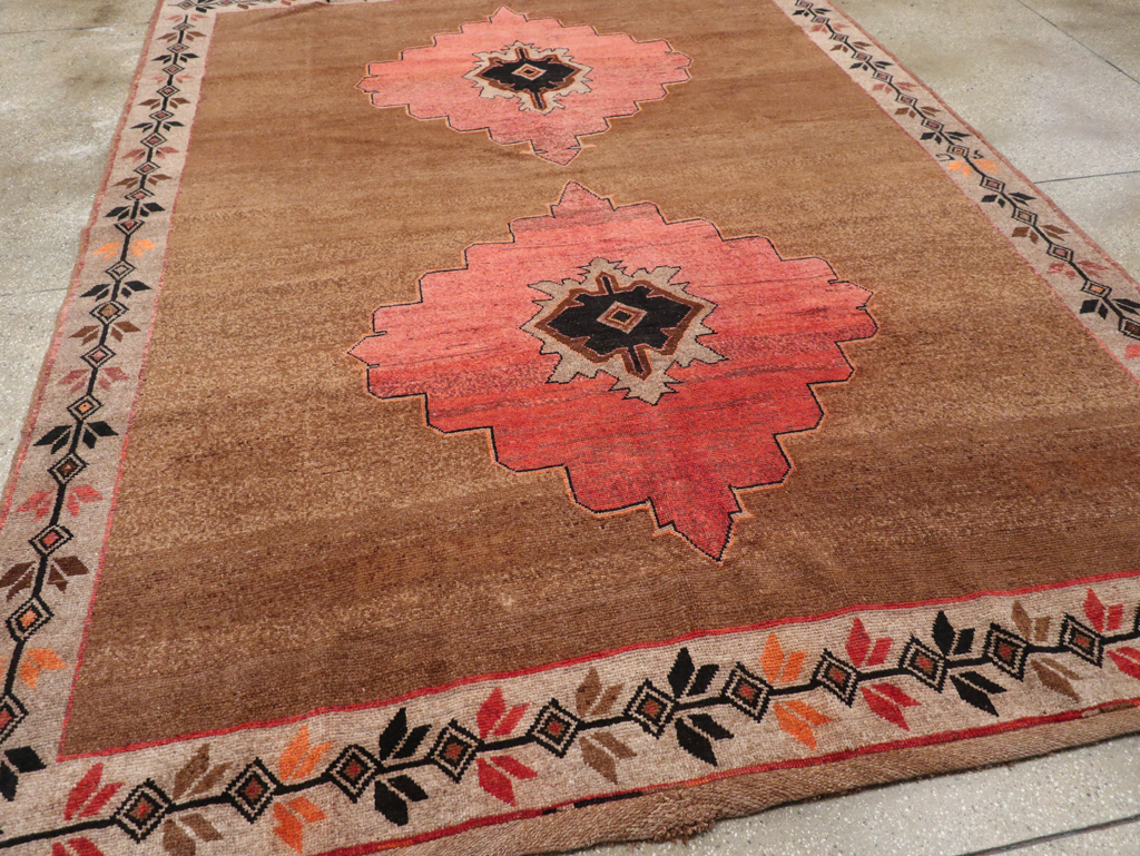Vintage Turkish Anatolian Room Size Carpet, No.30919 - Staging
