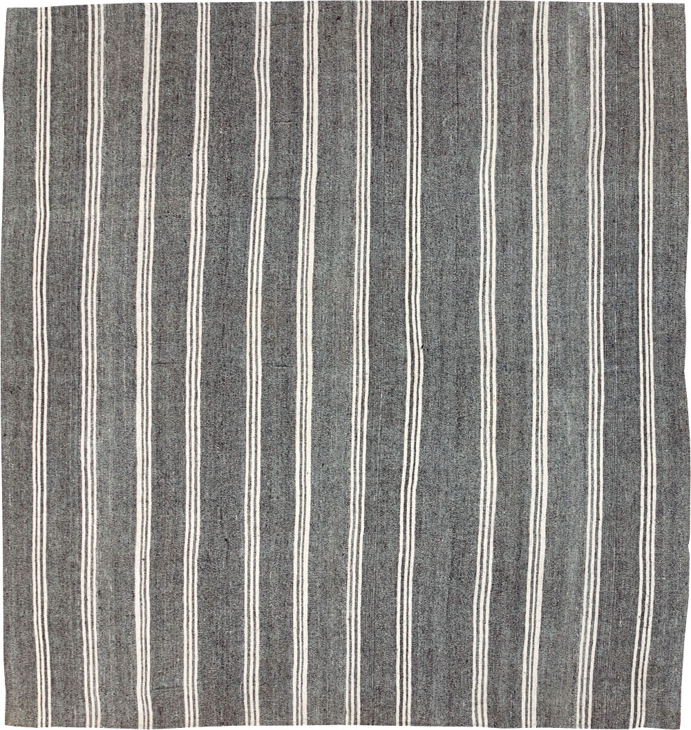 Vintage Turkish Flatweave Kilim Small Room Size Carpet, No.30925 - Staging