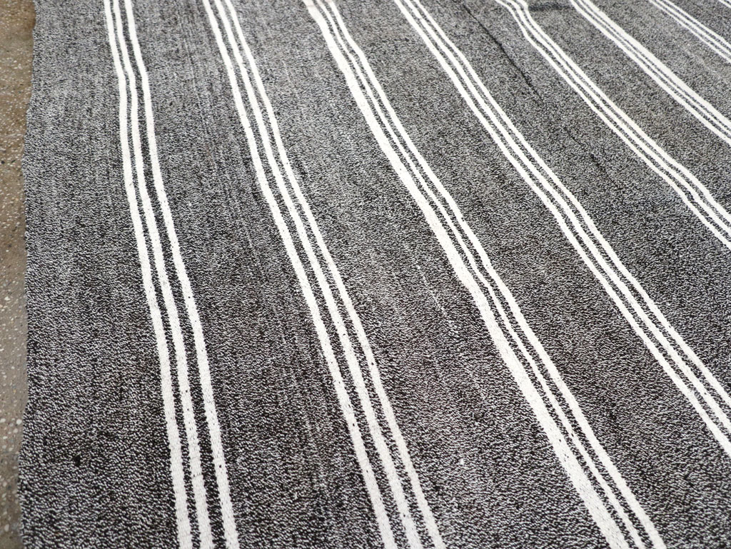 Vintage Turkish Flatweave Kilim Small Room Size Carpet, No.30925 - Staging