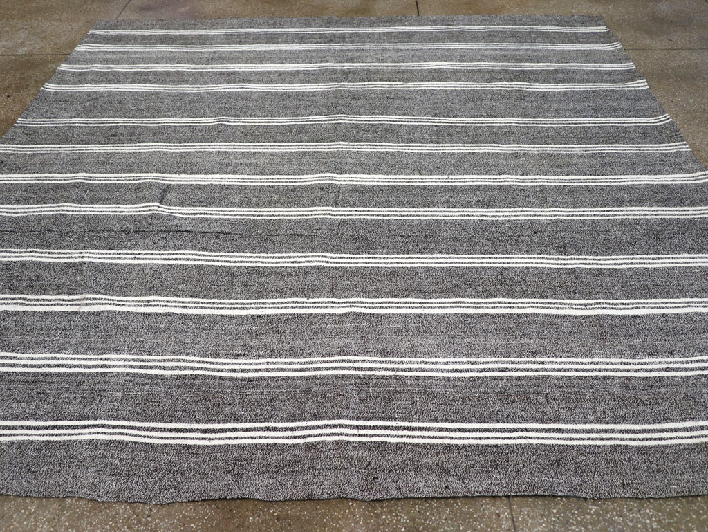 Vintage Turkish Flatweave Kilim Small Room Size Carpet, No.30925 - Staging