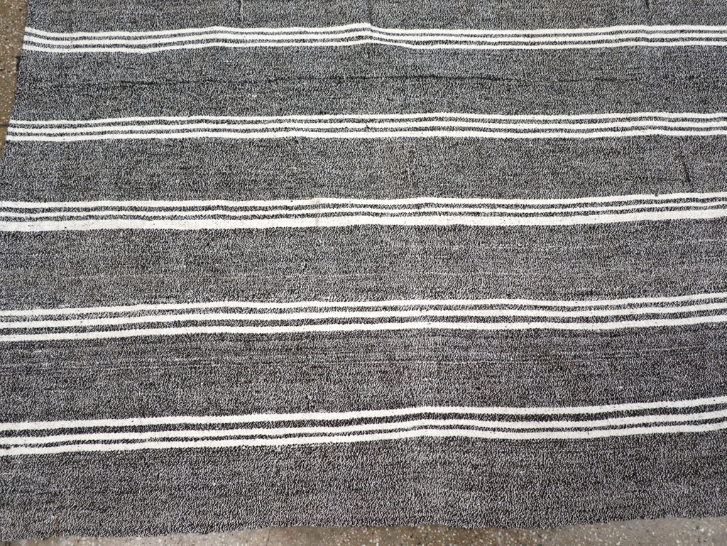 Vintage Turkish Flatweave Kilim Small Room Size Carpet, No.30925 - Staging