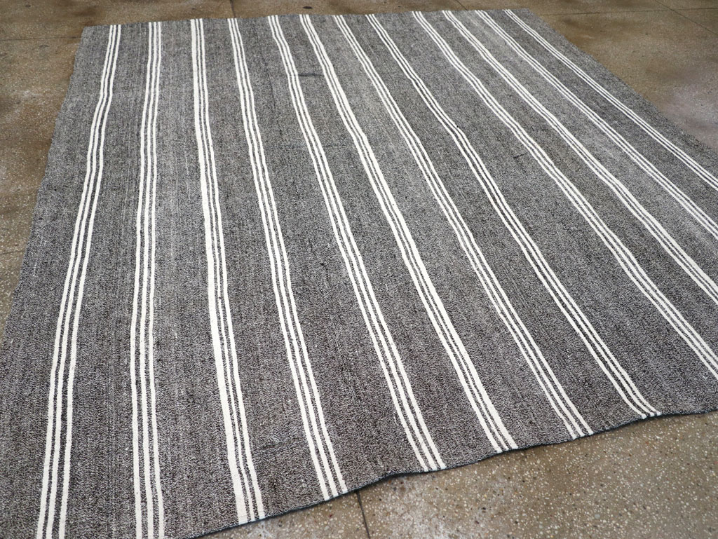 Vintage Turkish Flatweave Kilim Small Room Size Carpet, No.30925 - Staging