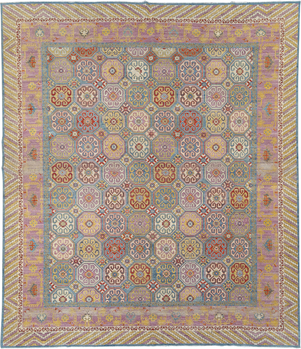 Contemporary East Turkestan Khotan Large Room Size Carpet, No.30930 - Staging