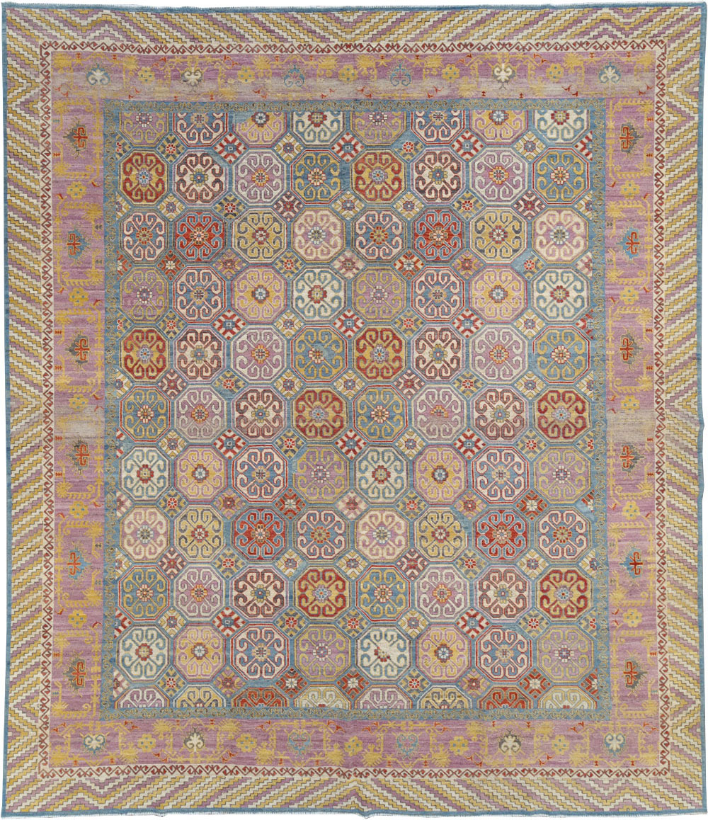 Contemporary East Turkestan Khotan Large Room Size Carpet, No.30930 - Staging