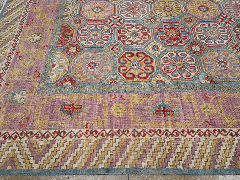 Contemporary East Turkestan Khotan Large Room Size Carpet, No.30930 - Staging