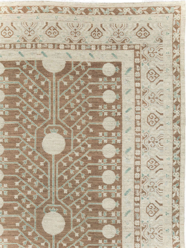 Modern East Turkestan Khotan Large Room Size Carpet, No.30934 - Staging
