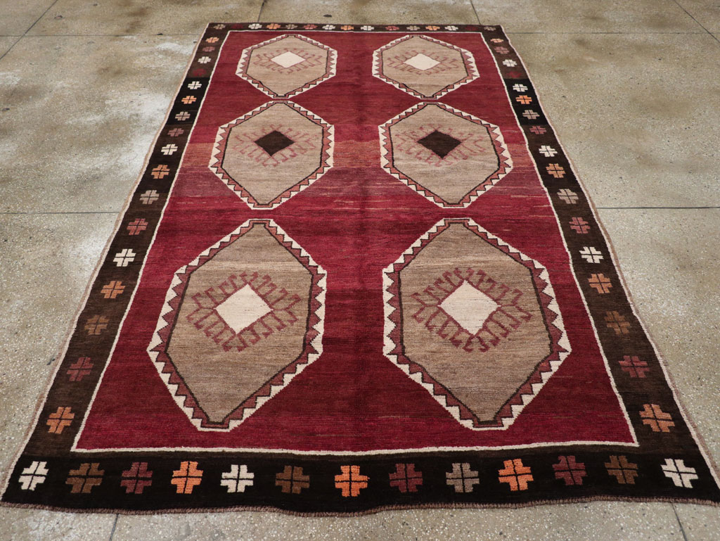 Vintage Turkish Anatolian Accent Carpet, No.30937 - Staging