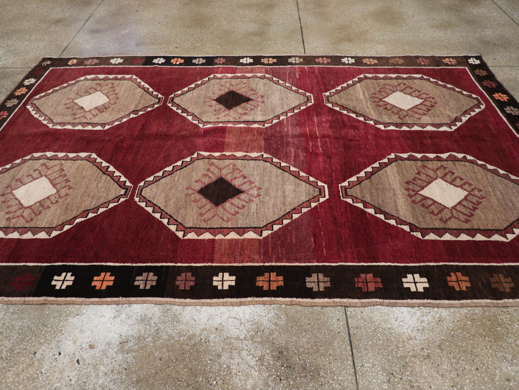 Vintage Turkish Anatolian Accent Carpet, No.30937 - Staging