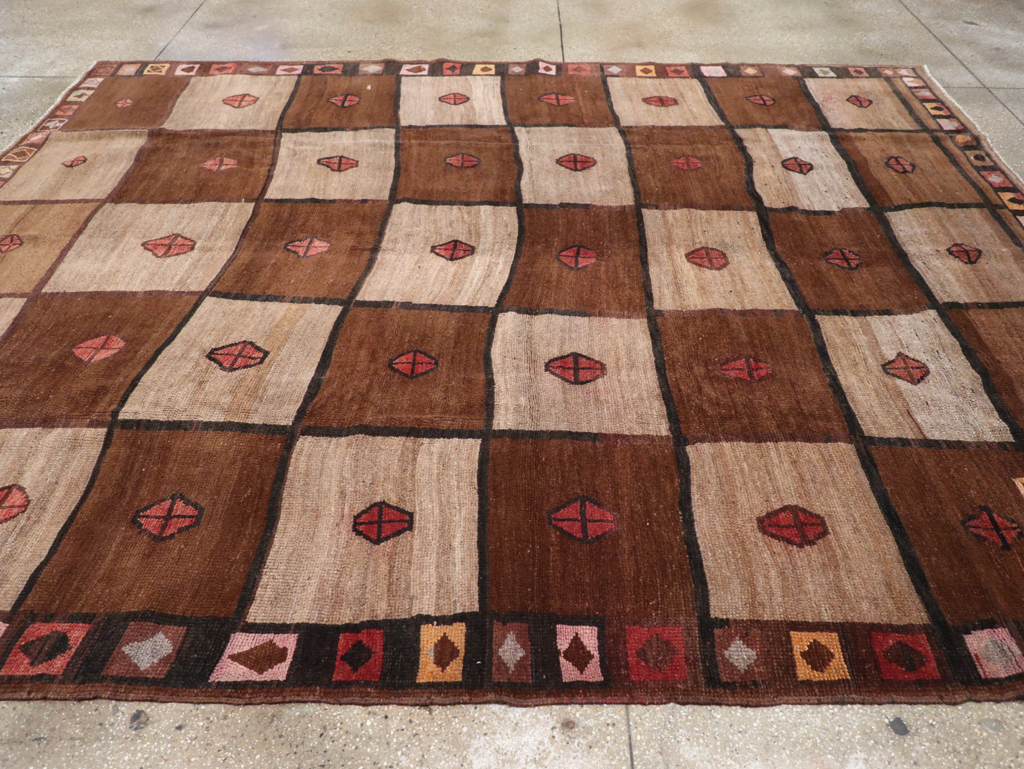 Vintage Turkish Anatolian Tribal Room Size Carpet, No.30938 - Staging