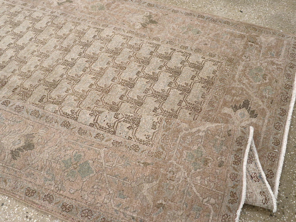 Vintage Persian Gallery Tabriz Carpet, No.30944 - Staging