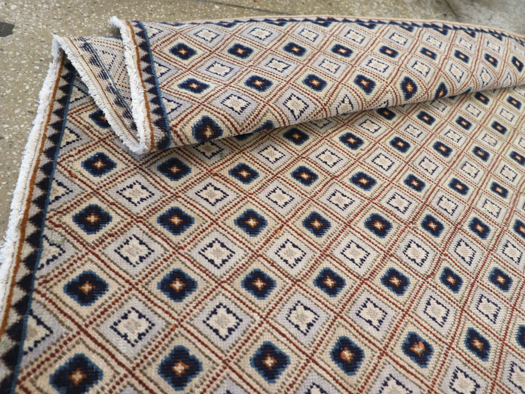 Vintage Persian Kashan Accent Rug (Pair: 1 of 2), No.30945 - Staging