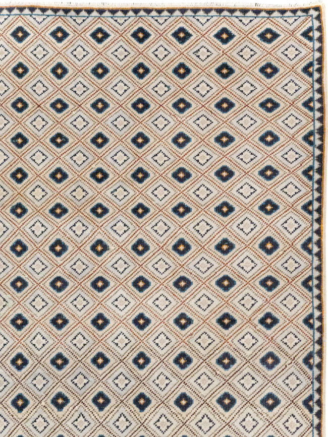 Vintage Persian Kashan Accent Rug (Pair: 2 of 2), No.30946 - Staging