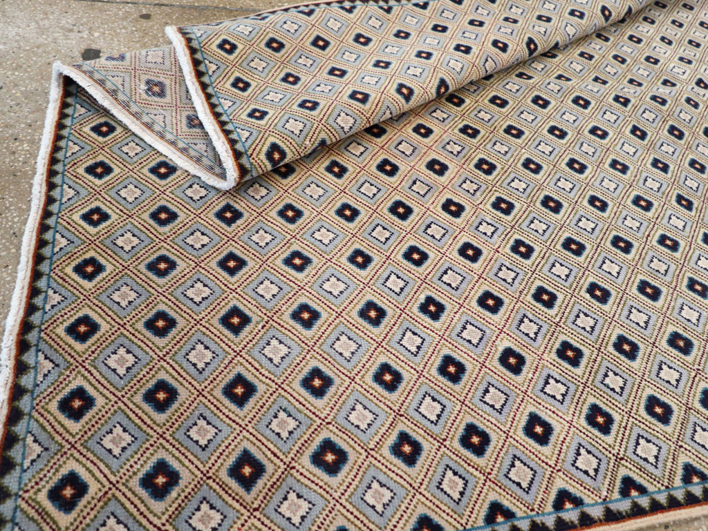 Vintage Persian Kashan Accent Rug (Pair: 2 of 2), No.30946 - Staging