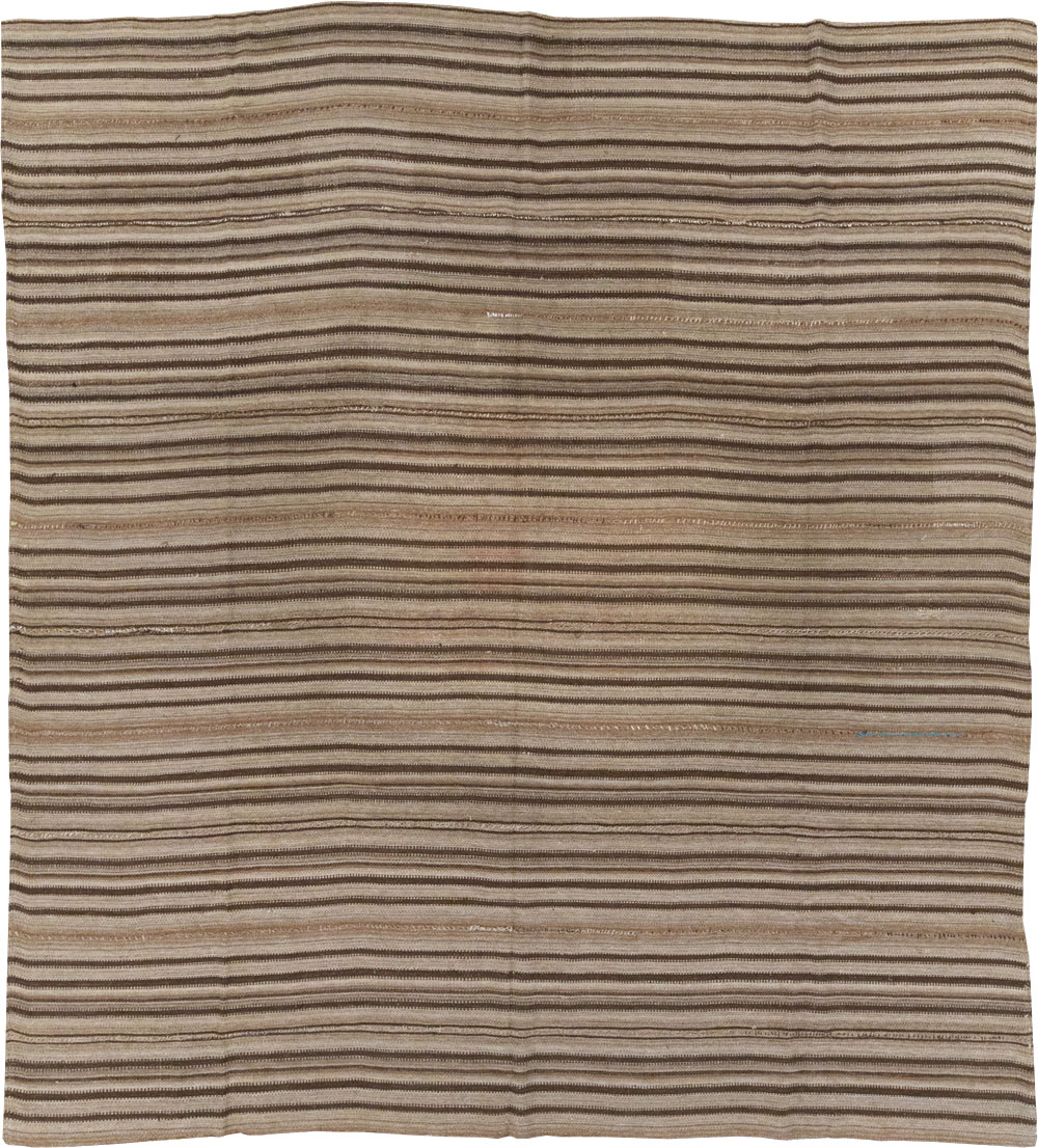 Vintage Turkish Flatweave Kilim Square Room Size Carpet, No.30949 - Staging