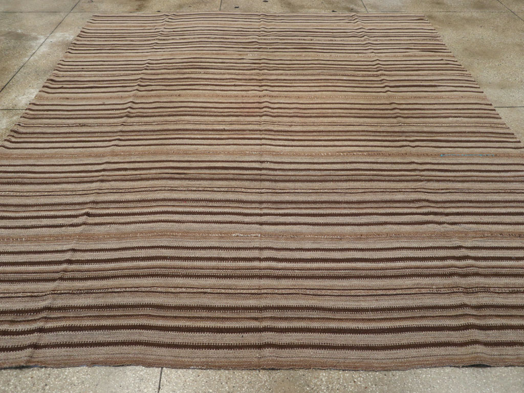 Vintage Turkish Flatweave Kilim Square Room Size Carpet, No.30949 - Staging