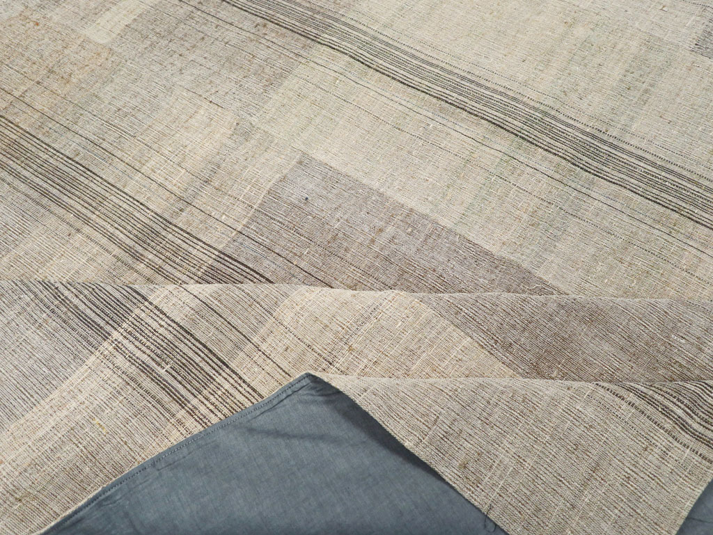 Vintage Turkish Flatweave Kilim Room Size Carpet, No.30963 - Staging