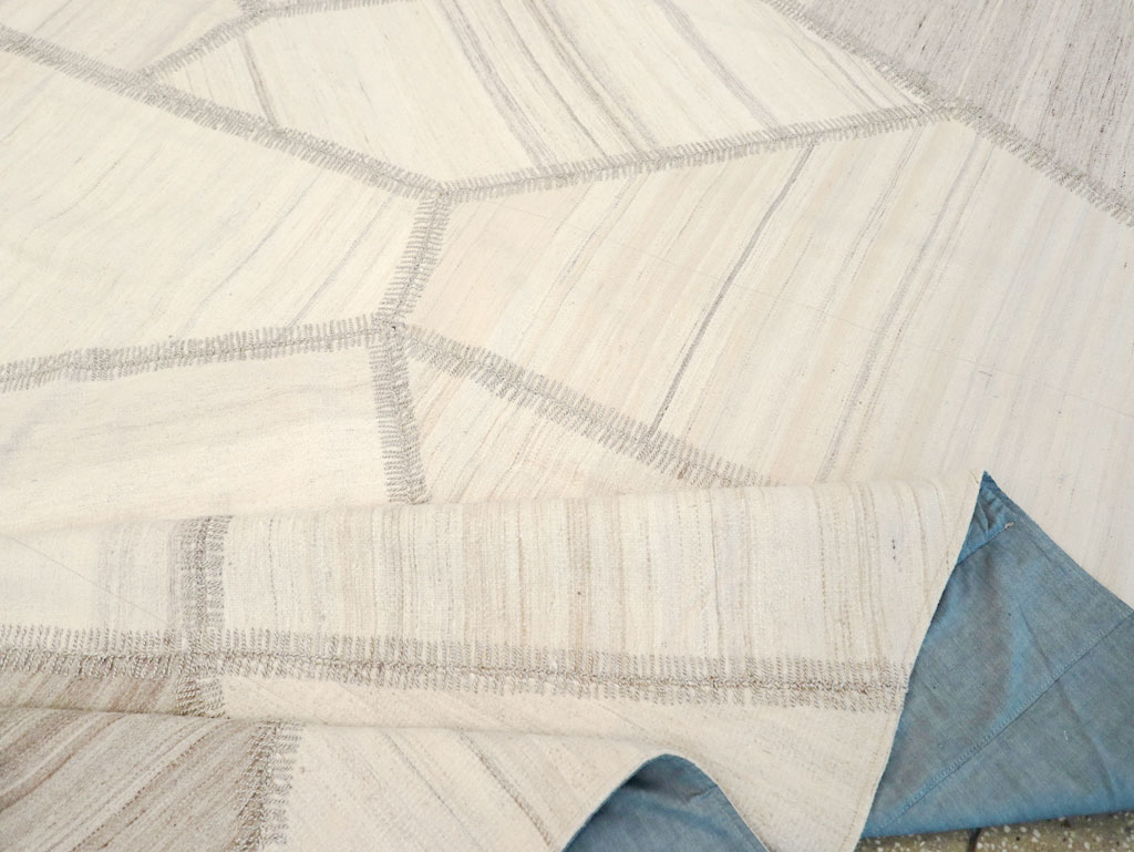 Modern Turkish Flatweave Kilim, No.30971 - Staging