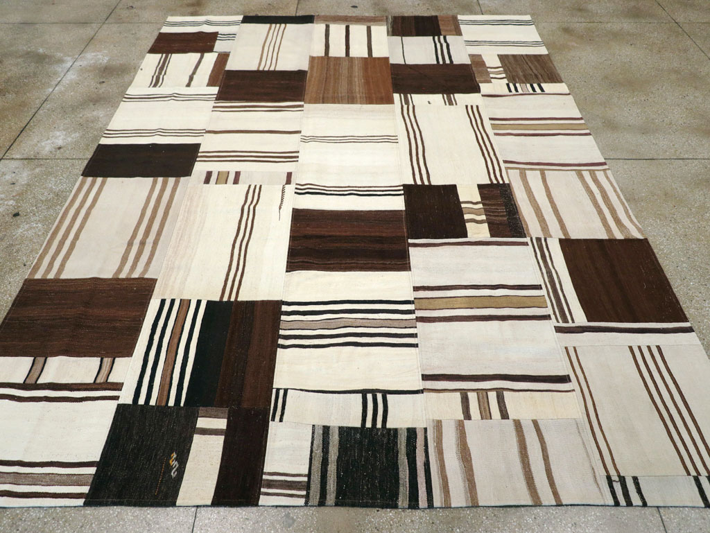 Contemporary Turkish Flatweave Patchwork Style Room Size Carpet, No.30972 - Staging