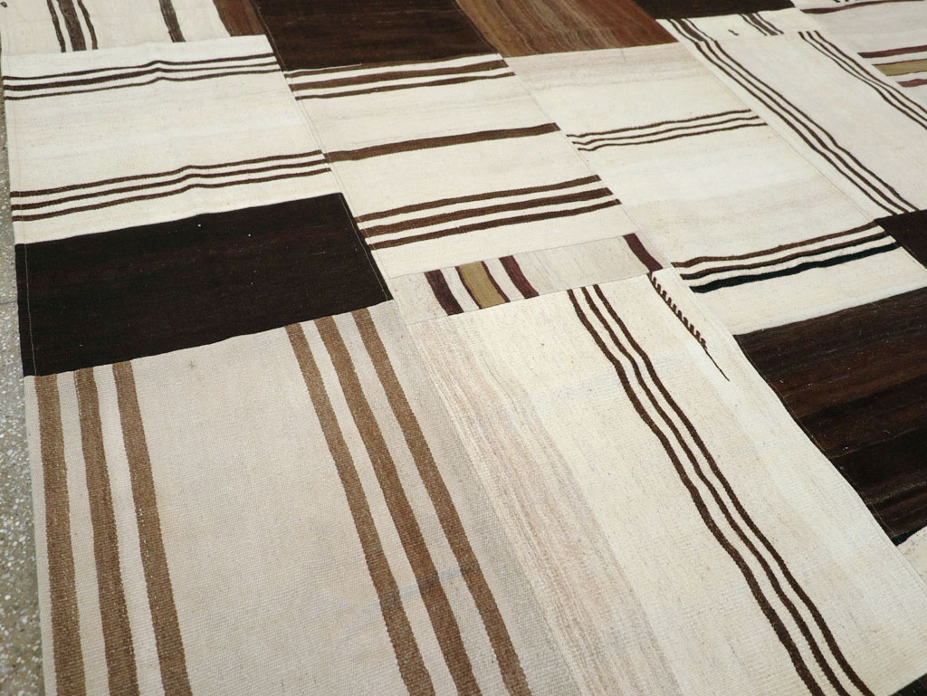 Contemporary Turkish Flatweave Patchwork Style Room Size Carpet, No.30972 - Staging