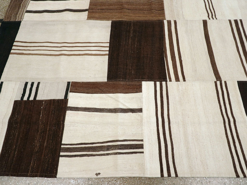 Contemporary Turkish Flatweave Patchwork Style Room Size Carpet, No.30972 - Staging