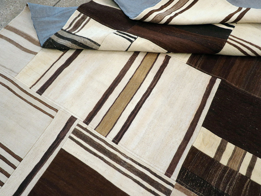 Contemporary Turkish Flatweave Patchwork Style Room Size Carpet, No.30972 - Staging