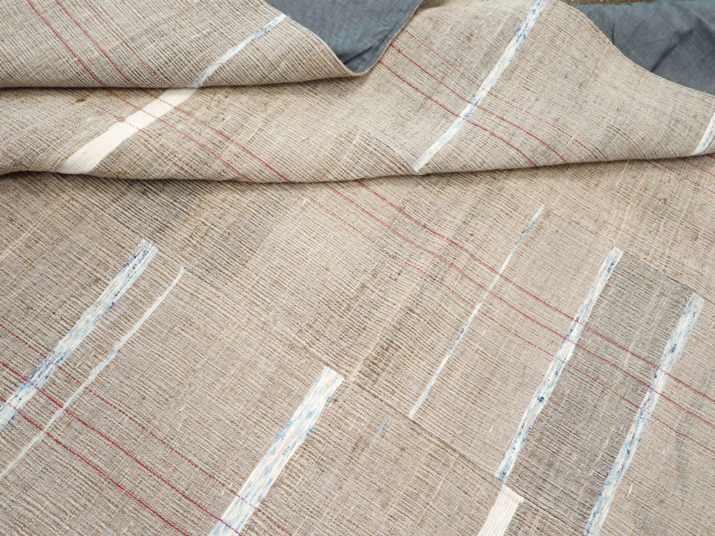 Contemporary Turkish Flatweave Kilim Room Size Carpet, No.30974 - Staging