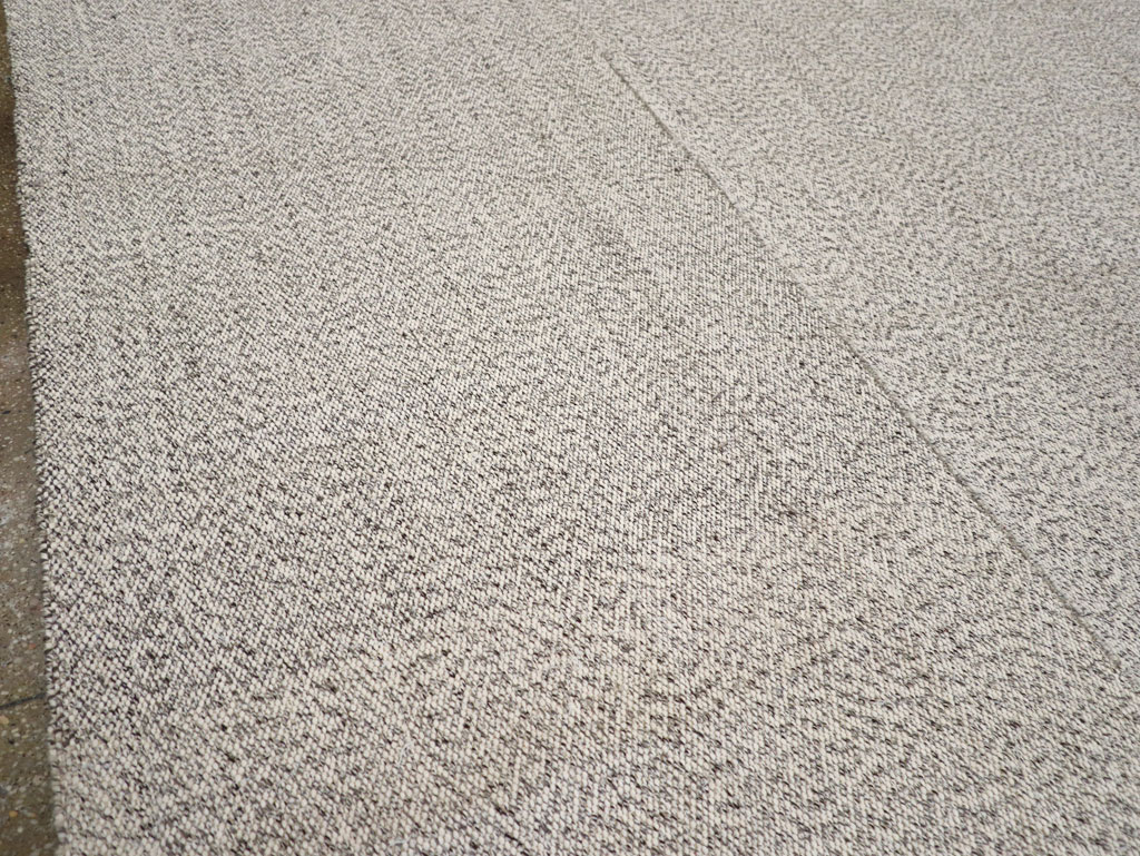 Vintage Turkish Flatweave Kilim Room Size Carpet, No.30984 - Staging