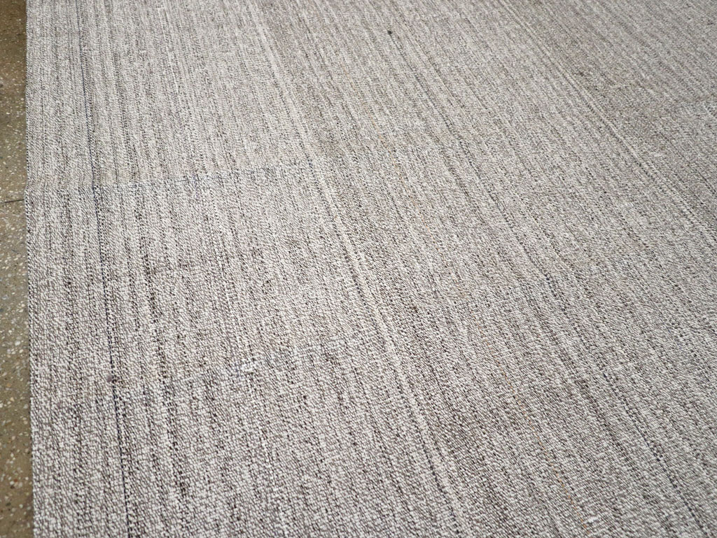 Vintage Turkish Flatweave Kilim Room Size Carpet, No.30987 - Staging