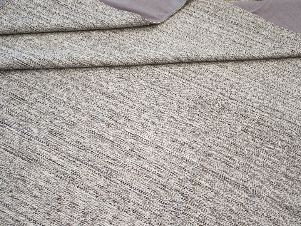 Vintage Turkish Flatweave Kilim Room Size Carpet, No.30987 - Staging