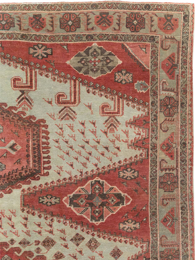 Vintage Persian Veece Room Size Carpet, No.31004 - Staging