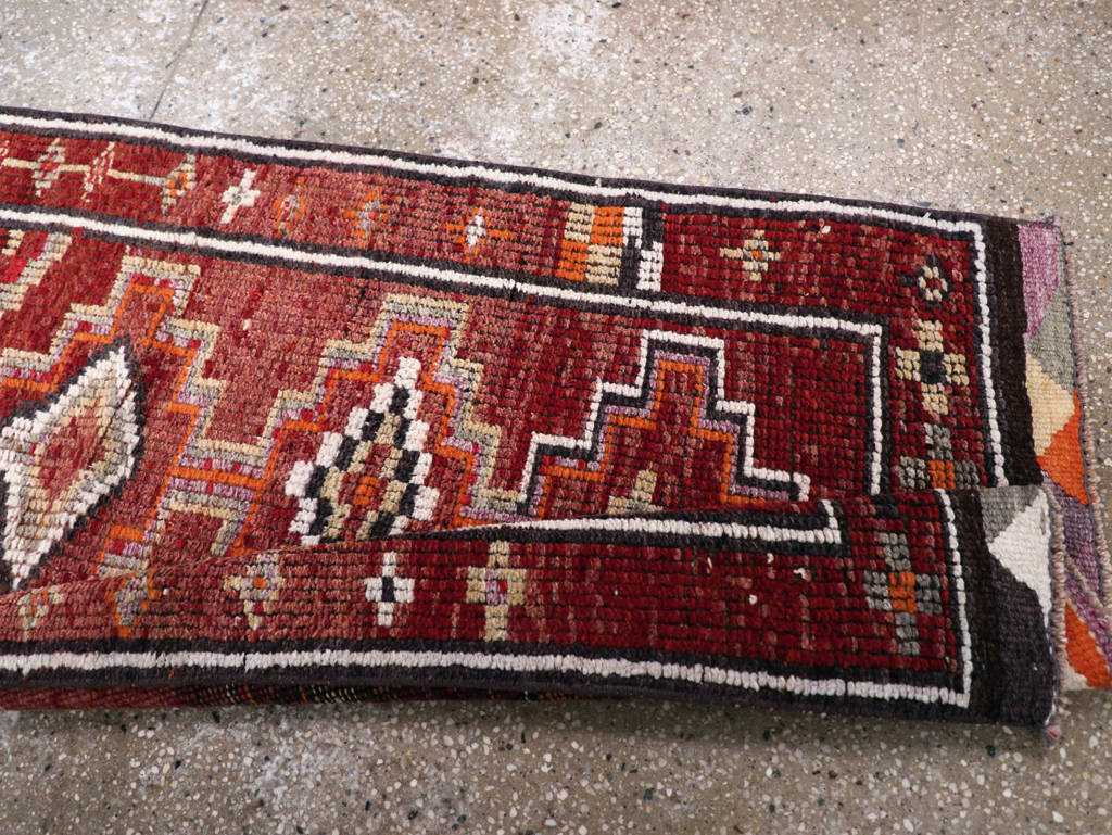 Vintage Turkish Anatolian Runner, No.31008 - Staging