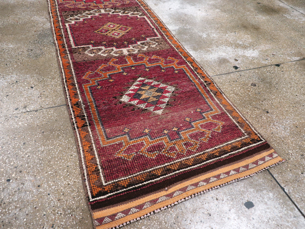 Vintage Turkish Anatolian Runner, No.31010 - Staging