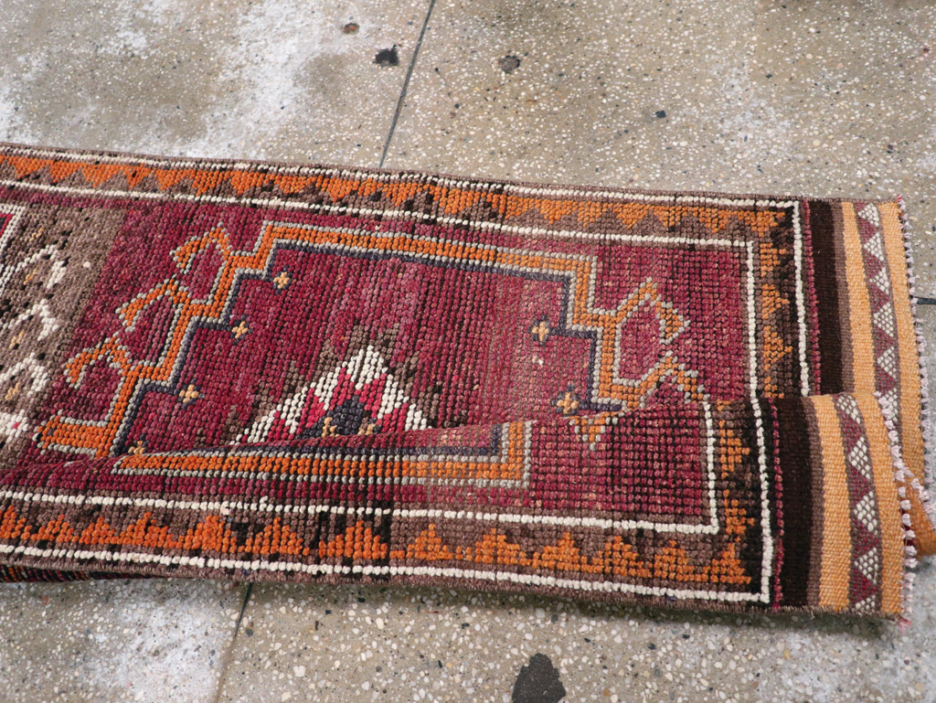 Vintage Turkish Anatolian Runner, No.31010 - Staging