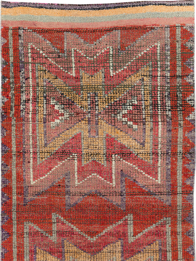 Vintage Turkish Anatolian Tribal Runner, No.31012 - Staging