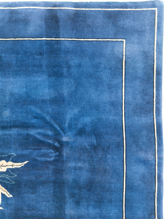 Vintage Chinese Peking Small Room Size Carpet, No.31018 - Staging