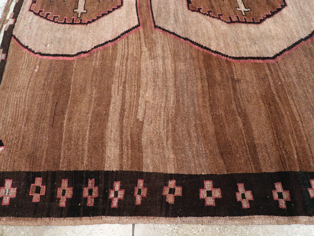 Vintage Turkish Anatolian Tribal Carpet, No.31021 - Staging