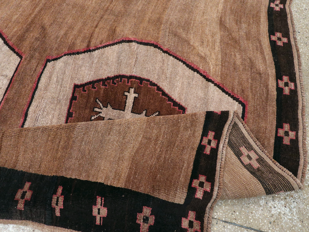 Vintage Turkish Anatolian Tribal Carpet, No.31021 - Staging