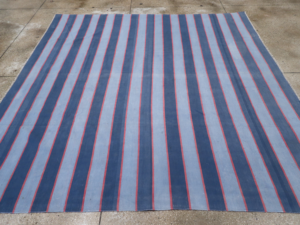 Vintage Indian Flatweave Dhurrie Square Rug, No.31023 - Staging