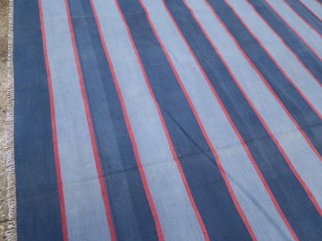 Vintage Indian Flatweave Dhurrie Square Rug, No.31023 - Staging