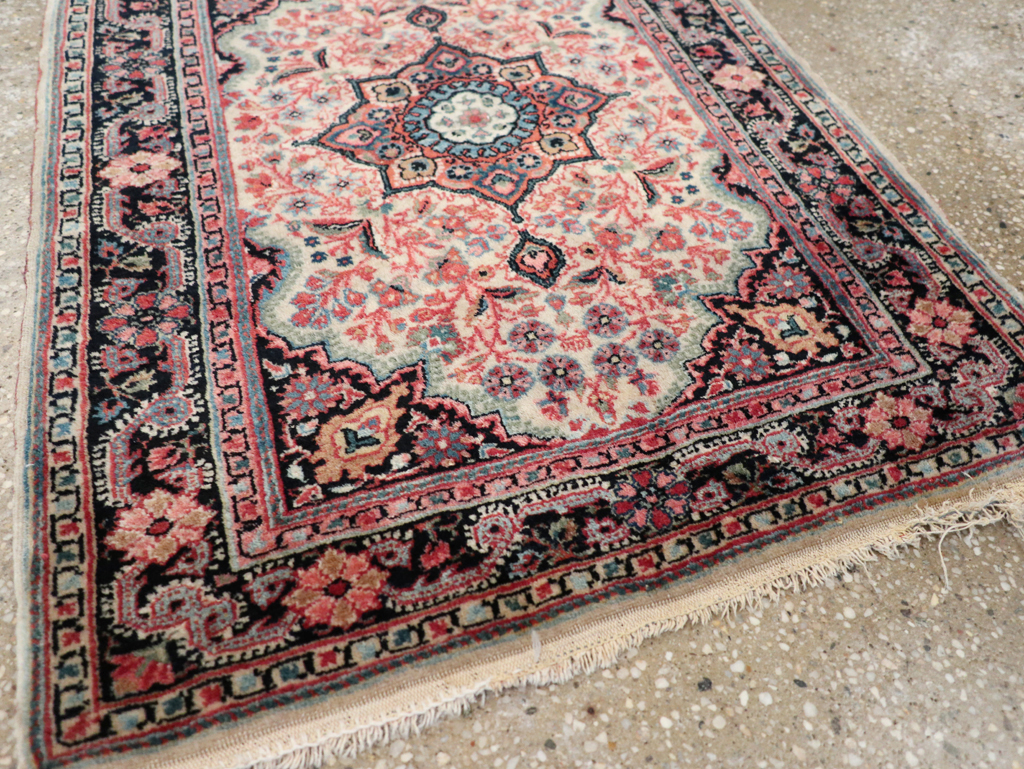 Vintage Persian Sarouk Throw Rug, No.31025 - Staging