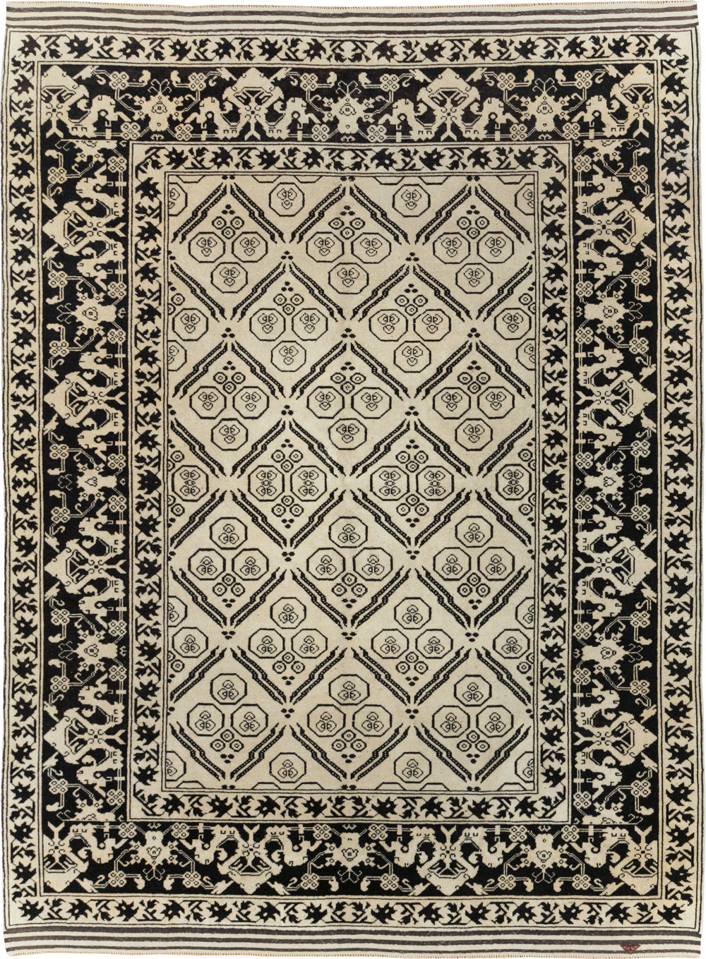 Vintage Turkish Anatolian Accent Rug, No.31028 - Staging