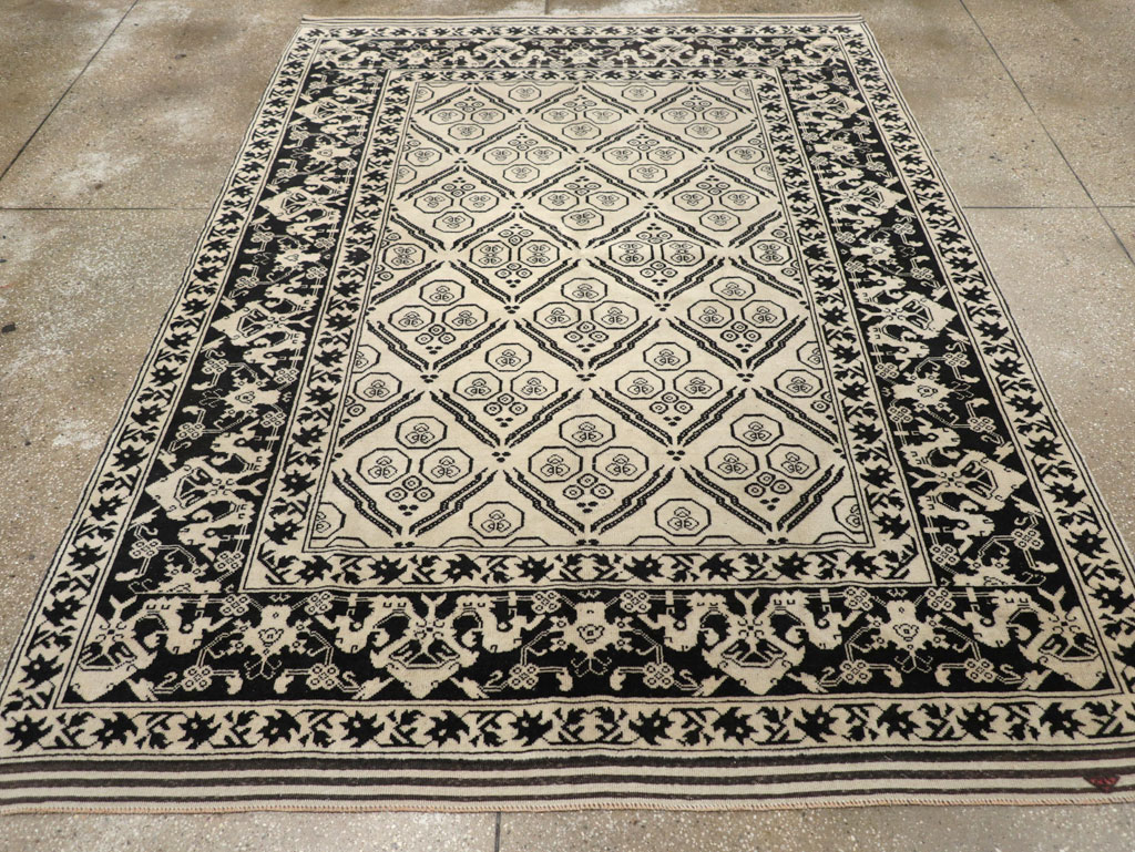 Vintage Turkish Anatolian Accent Rug, No.31028 - Staging