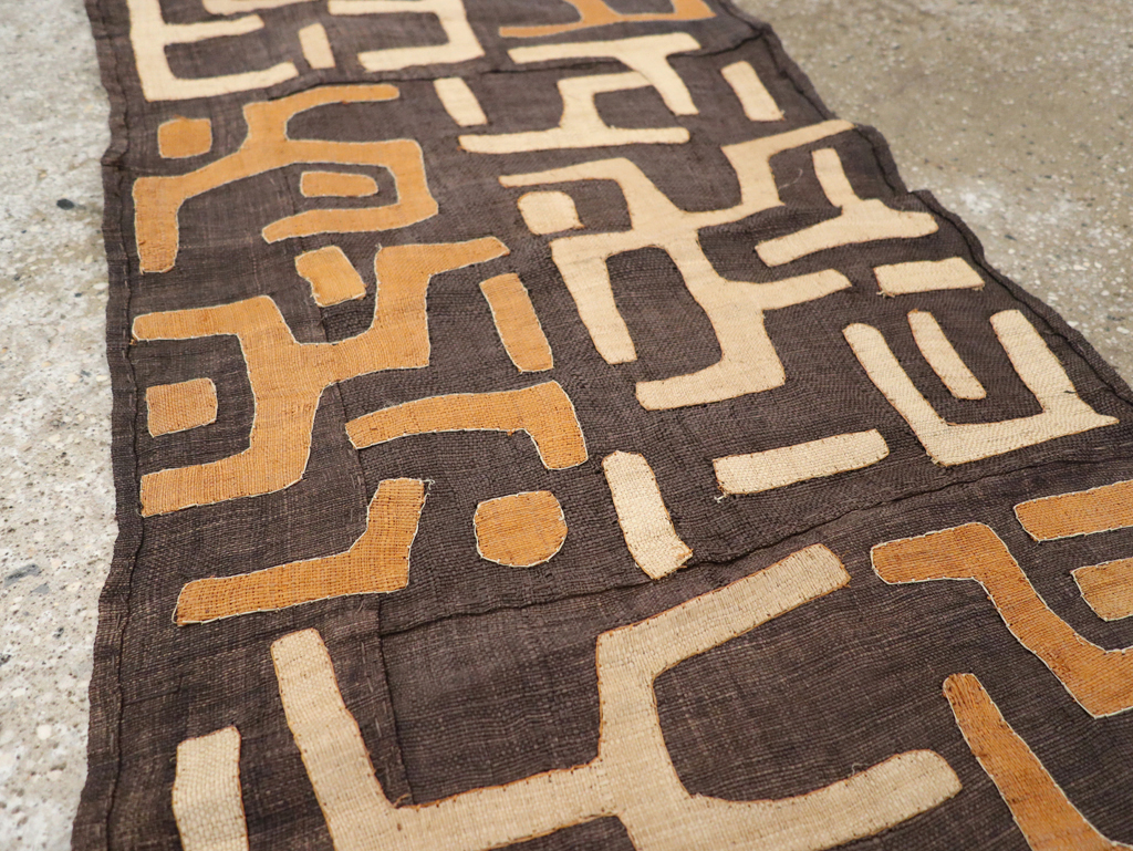 Vintage African Textile, No.31049 - Staging